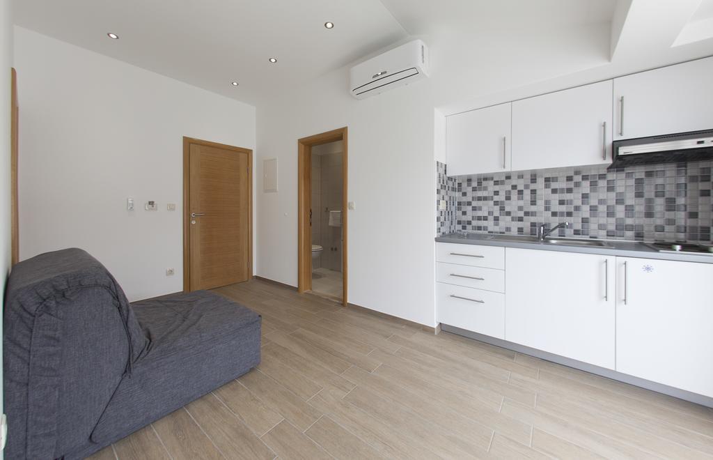 Apartments Villa Klara Baška Voda Екстериор снимка