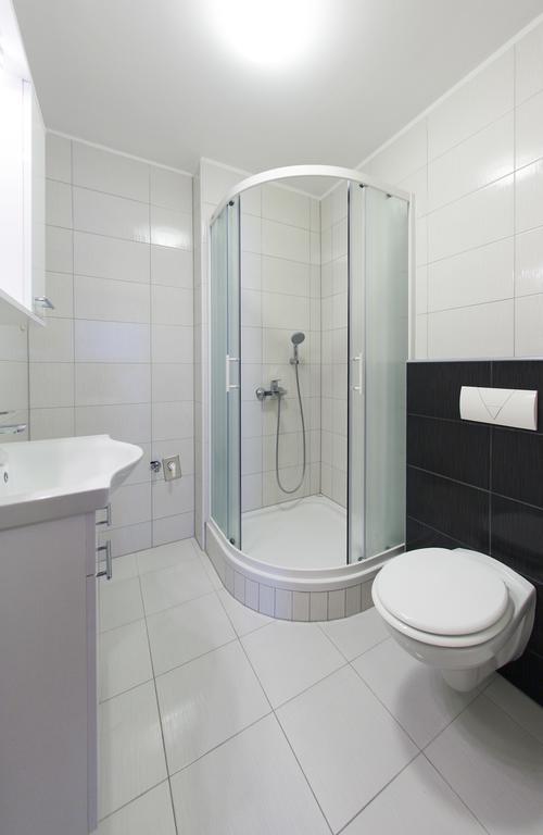 Apartments Villa Klara Baška Voda Екстериор снимка